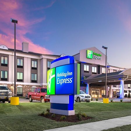 Holiday Inn Express Hutchison By Ihg Хътчинсън Екстериор снимка