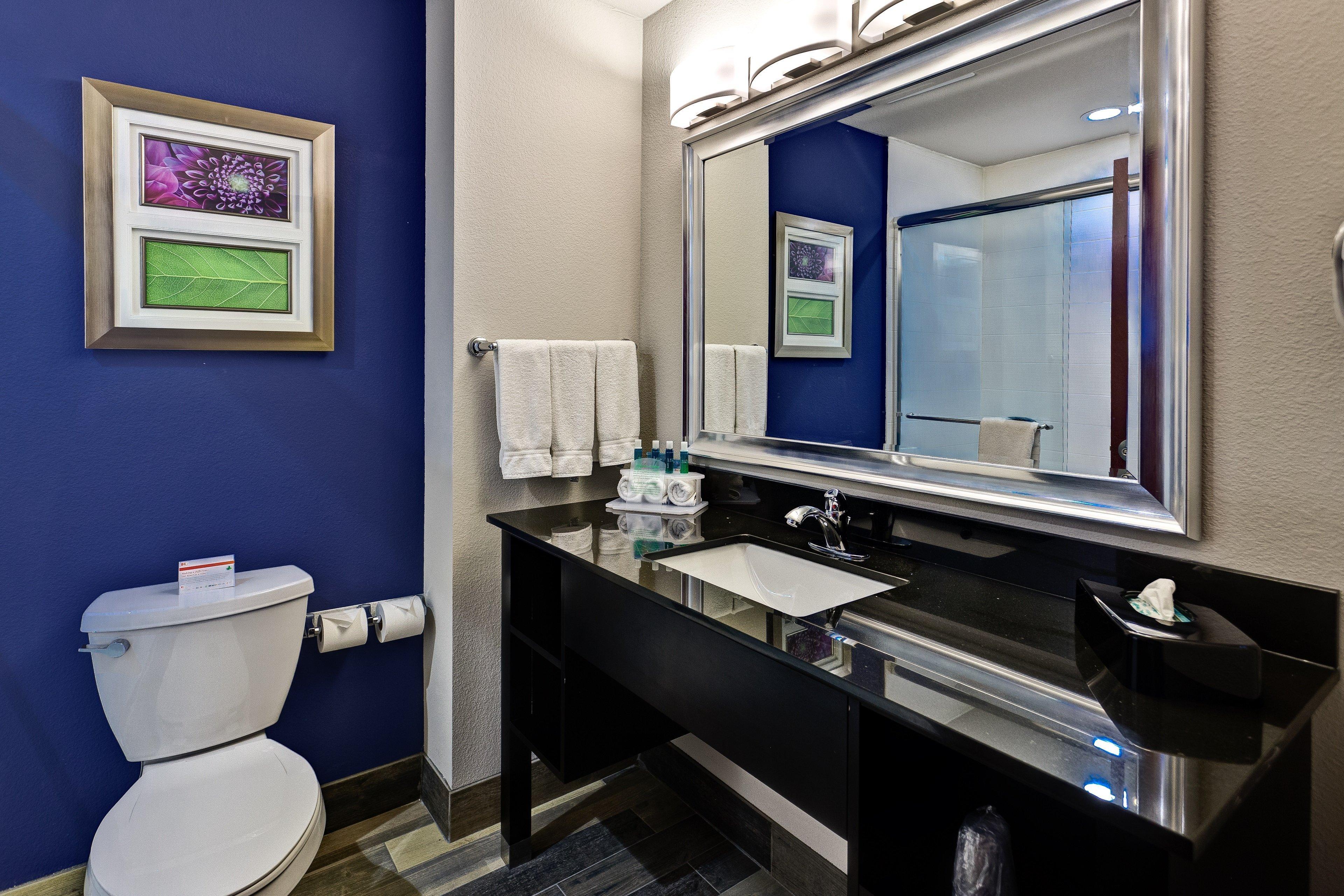 Holiday Inn Express Hutchison By Ihg Хътчинсън Екстериор снимка