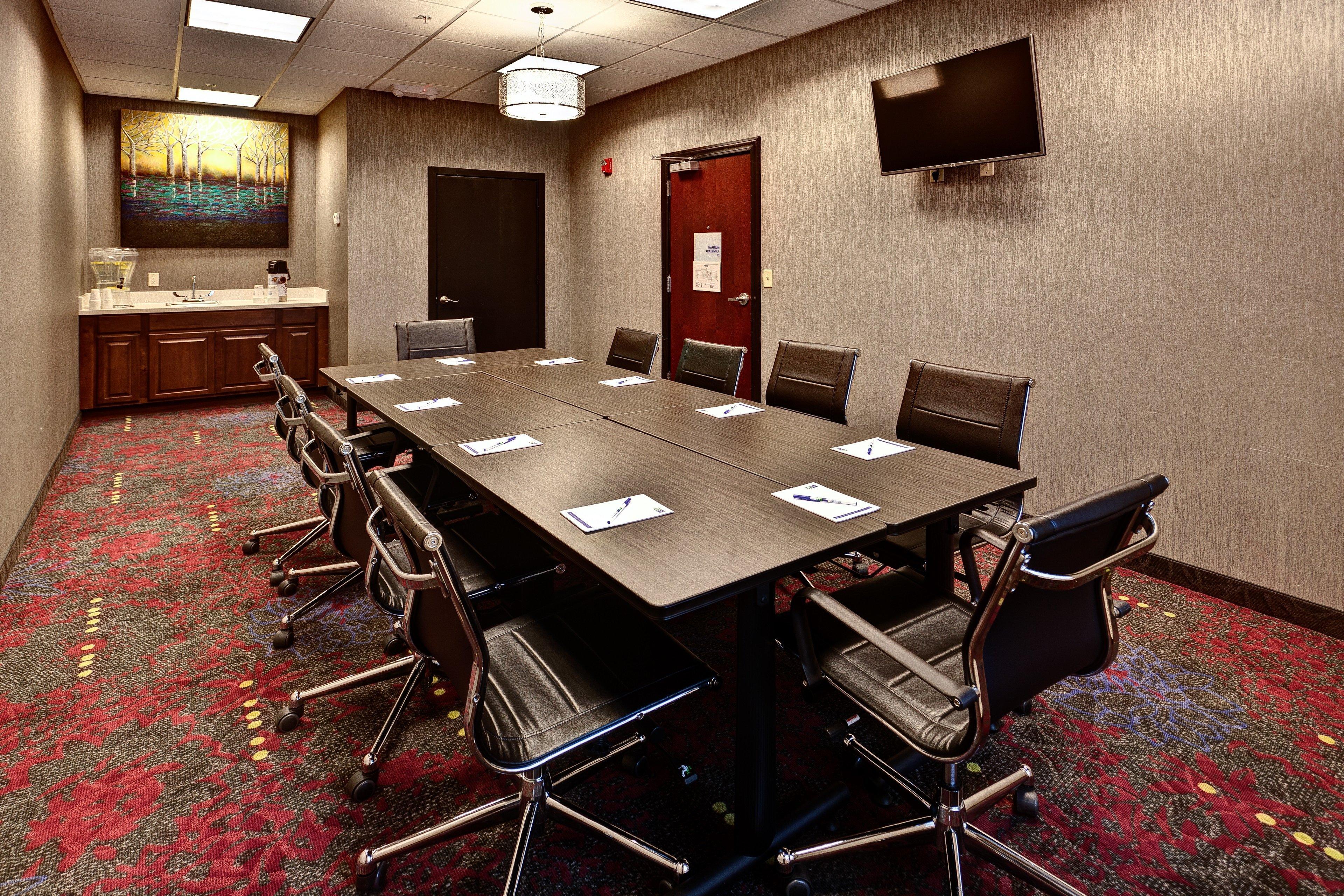 Holiday Inn Express Hutchison By Ihg Хътчинсън Екстериор снимка