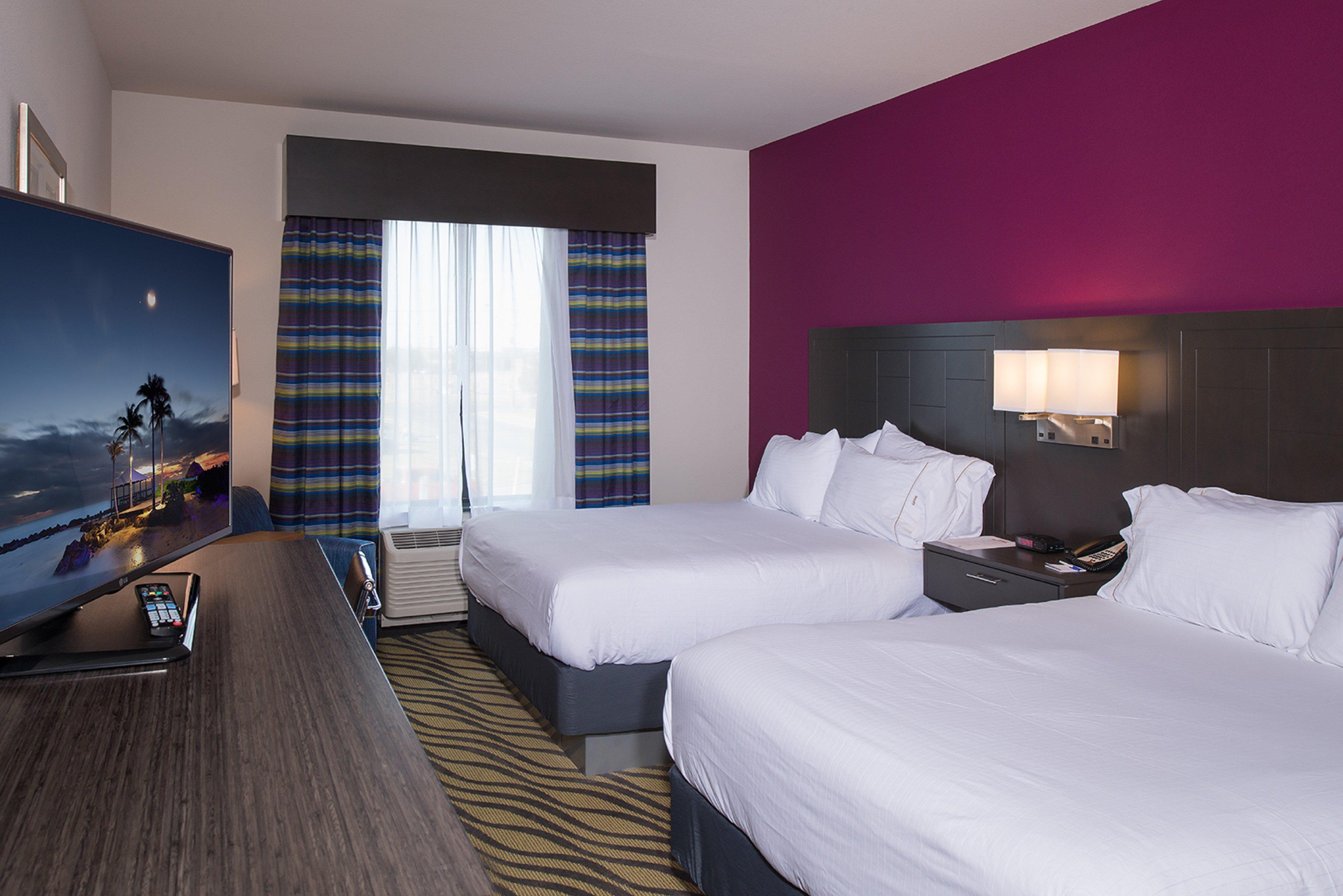 Holiday Inn Express Hutchison By Ihg Хътчинсън Екстериор снимка